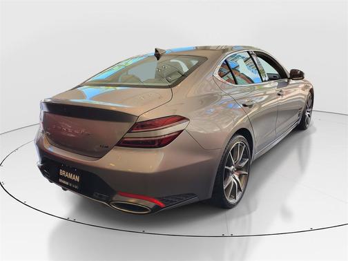 2022 Genesis G70 3.3T RWD