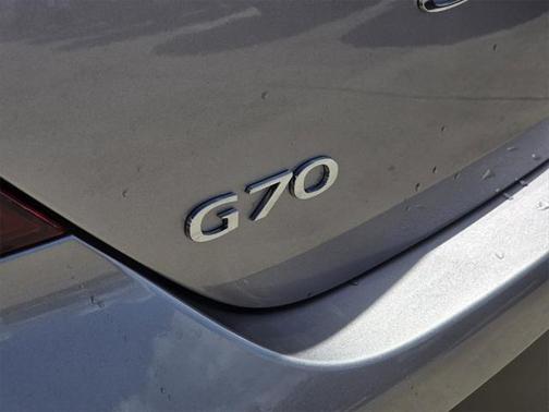 2025 Genesis G70 2.5T RWD
