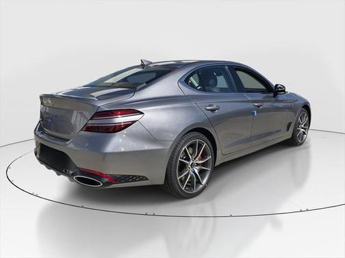2025 Genesis G70 2.5T RWD