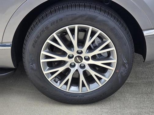 2025 Genesis GV80 2.5T