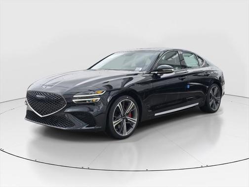 2025 Genesis G70 2.5T RWD