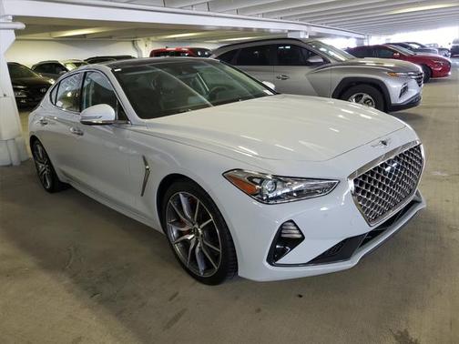 2020 Genesis G70 3.3T RWD