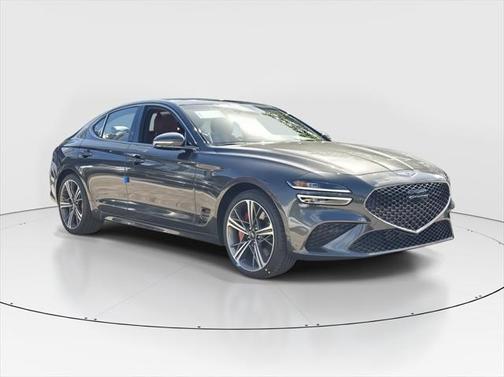 2025 Genesis G70 2.5T RWD