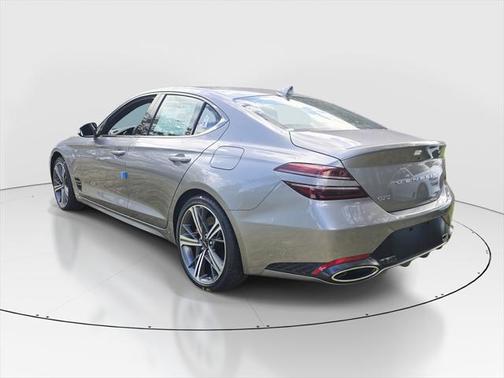 2025 Genesis G70 2.5T RWD