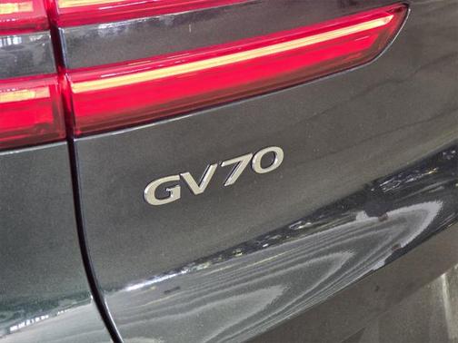 2022 Genesis GV70 3.5T AWD Sport