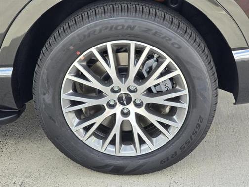 2025 Genesis GV80 2.5T