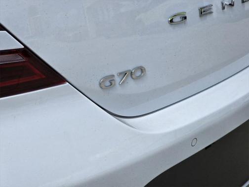 2025 Genesis G70 3.3T RWD Sport Advanced
