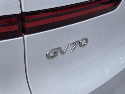 2026 Genesis Electrified GV70 Standard
