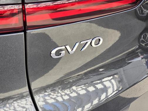 2026 Genesis GV70 2.5T Select