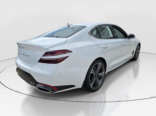 2025 Genesis G70 2.5T RWD