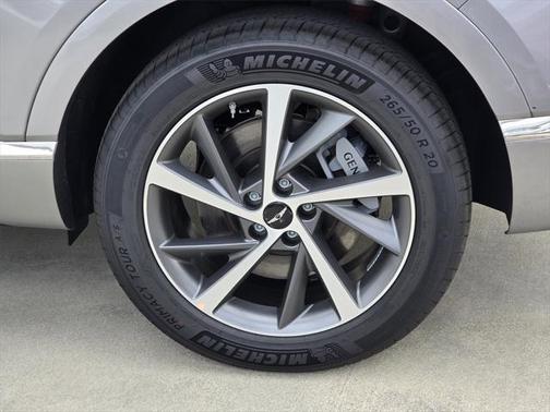 2025 Genesis GV80 2.5T