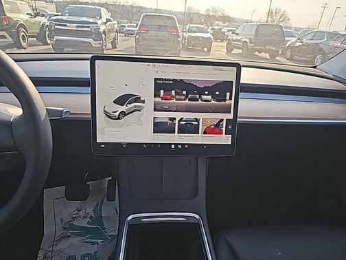 White 2023 Tesla Model Y Long Range