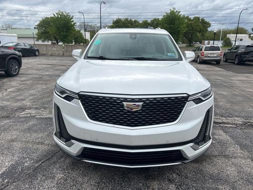 Crystal White Tricoat 2020 Cadillac XT6 Premium Luxury FWD