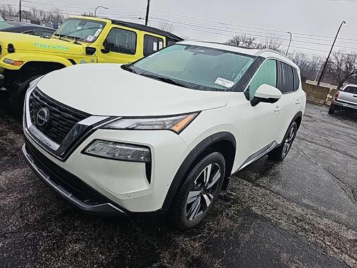 2023 Nissan Rogue SL