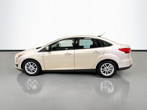 White Gold Metallic 2017 Ford Focus SE