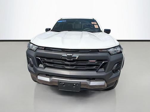 White 2023 Chevrolet Colorado Trail Boss