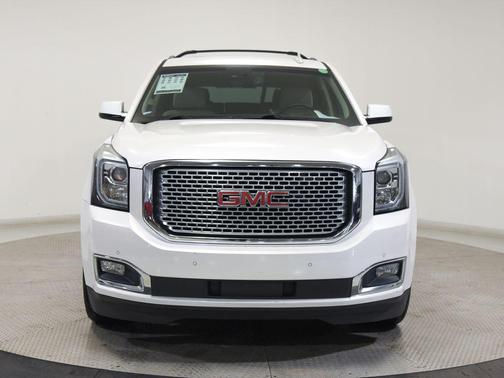 White Frost Tricoat 2016 GMC Yukon Denali