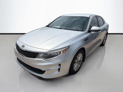 Sparkling Silver 2018 Kia Optima LX