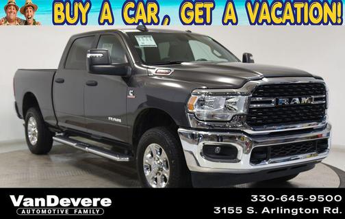 Granite Crystal Metallic Clearcoat 2024 RAM 2500 Big Horn