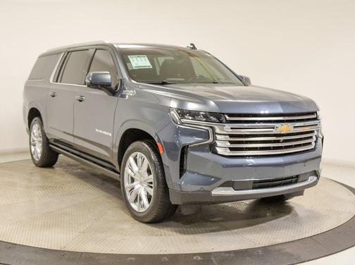 2021 Chevrolet Suburban High Country