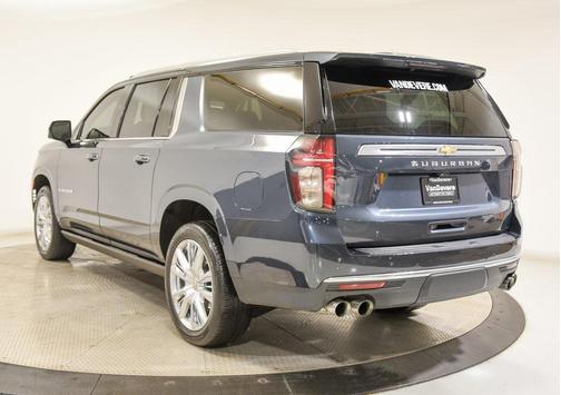 2021 Chevrolet Suburban High Country