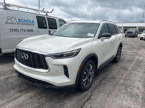 2023 INFINITI QX60 Luxe
