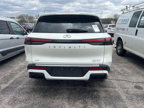 2023 INFINITI QX60 Luxe