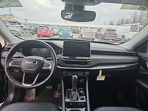 Diamond Black Crystal Pearlcoat 2022 Jeep Compass Trailhawk