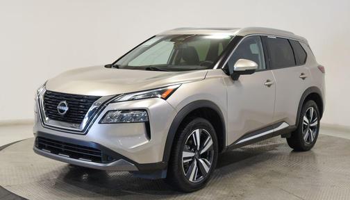 Champagne Silver Metallic 2023 Nissan Rogue SL