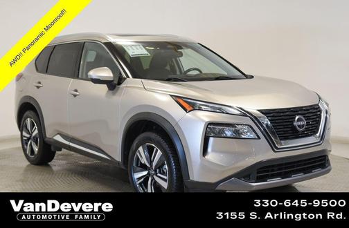 Champagne Silver Metallic 2023 Nissan Rogue SL