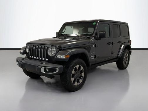 Granite Crystal Metallic Clearcoat 2018 Jeep Wrangler Unlimited Sahara