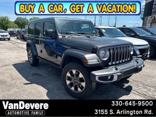 Granite Crystal Metallic Clearcoat 2018 Jeep Wrangler Unlimited Sahara