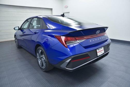 2025 Hyundai ELANTRA HEV SEL Sport