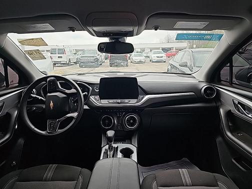 Sterling Gray Metallic 2024 Chevrolet Blazer 2LT