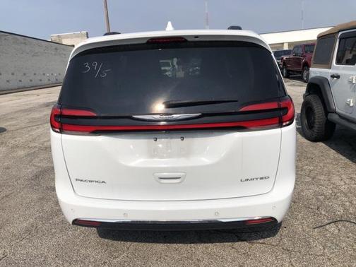 2022 Chrysler Pacifica Limited
