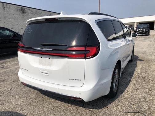 2022 Chrysler Pacifica Limited