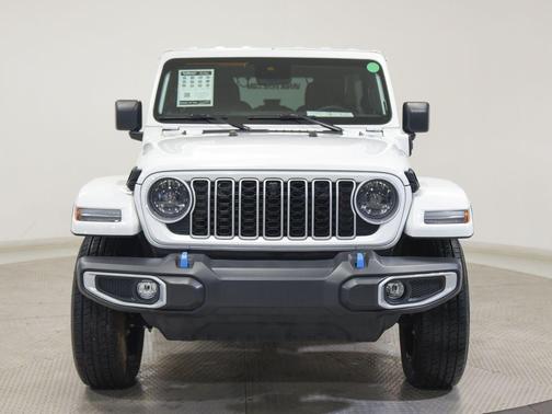 Bright White Clearcoat 2024 Jeep Wrangler 4xe Sahara