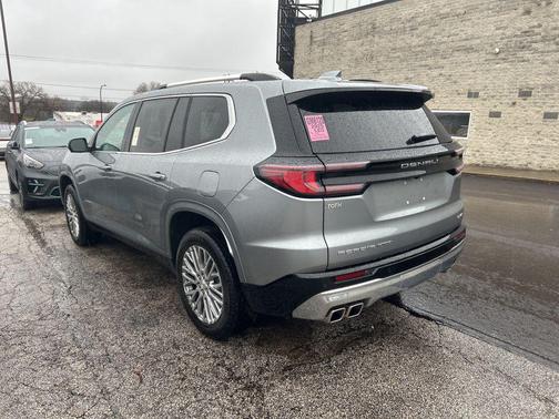 2025 GMC Acadia Denali