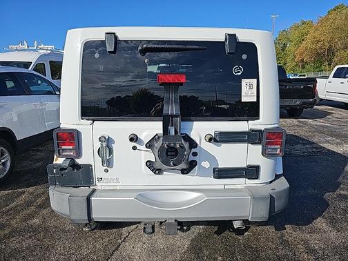 2013 Jeep Wrangler Sahara
