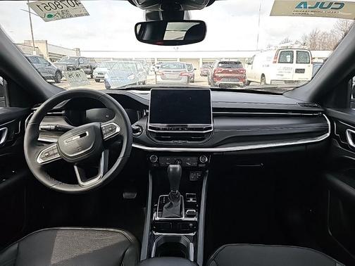 Diamond Black Crystal Pearlcoat 2024 Jeep Compass Limited