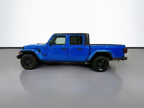 Hydro Blue Pearlcoat 2023 Jeep Gladiator Sport S