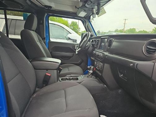 Hydro Blue Pearlcoat 2023 Jeep Gladiator Sport S