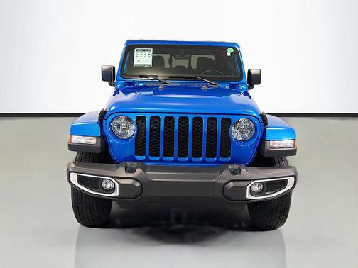 Hydro Blue Pearlcoat 2023 Jeep Gladiator Sport S