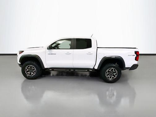 Summit White 2024 Chevrolet Colorado ZR2