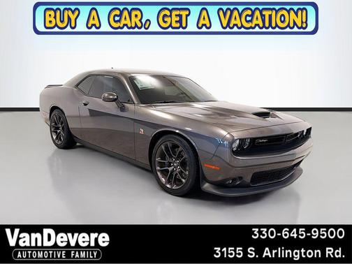 Granite Crystal Metallic Clearcoat 2022 Dodge Challenger R/T Scat Pack