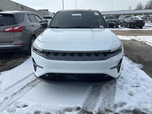 2024 Jeep Wagoneer S Launch Edition