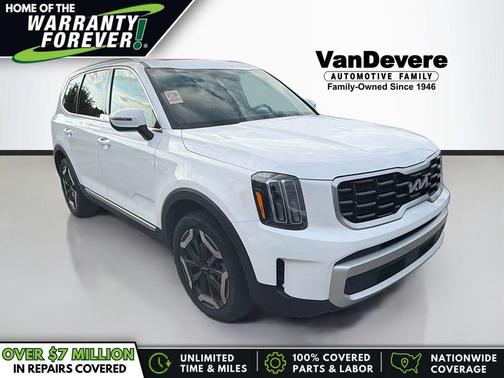 Glacial White Pearl 2025 Kia Telluride S