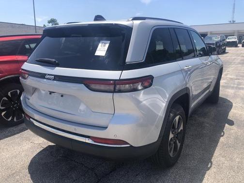 2023 Jeep Grand Cherokee 4xe Base