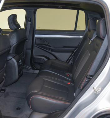 2024 Jeep Wagoneer S Launch Edition