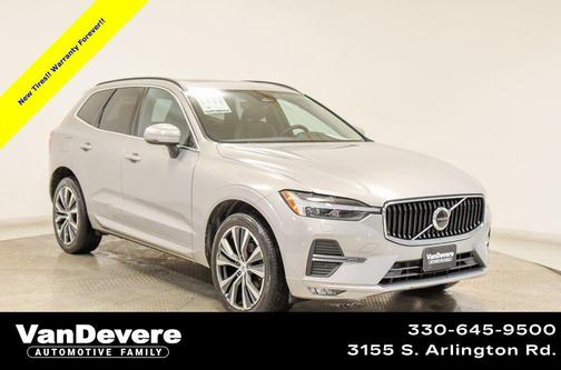 2022 Volvo XC60 B5 Momentum